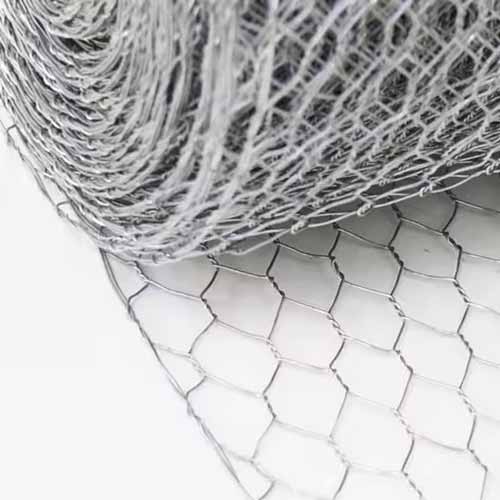 hot dipped galvanized hexagonal wire mesh/chicken wire/PVC coated chicken fence